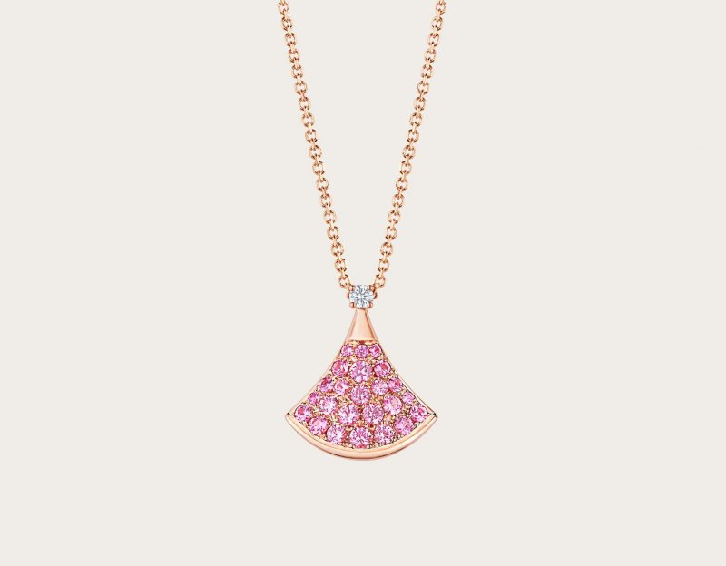 <strong>Bvlgari</strong>, Diva's Dream necklace<br />
 