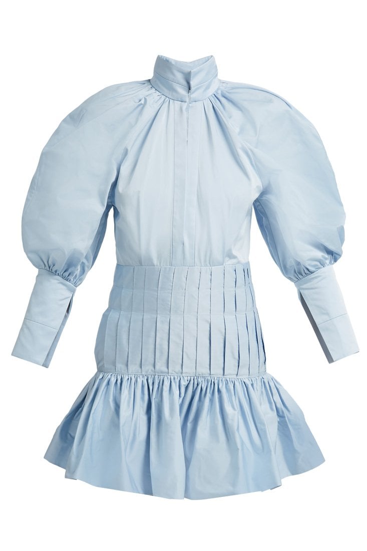 <strong>مكياج ليدي غاغا في حفلة </strong><strong><span dir=LTR>Met Gala 2019</span></strong><strong> من علامة </strong><strong><span dir=LTR>Marc Jacobs Beauty</span></strong>
<ul>
	<li>جهّزي بشرتك باستخدام مستحضر<strong><span dir=LTR>Youthquake Hydra-Full Retexturizing Gel Cr&egrave;me</span></strong> من علامة <span dir=LTR>Marc Jacobs Beauty</span>. يخوّلك هذا المنتج الإستغناء عن كريم الأساس بفضل خصائصه المرطّبة بعمق.</li>
	<li>إستخدمي مستحضر <strong><span dir=LTR>Accomplice Concealer &amp; Touch-Up Stick</span></strong> لإخفاء الشّوائب.&nbsp;</li>
	<li>طبّقي مستحضر <strong><span dir=LTR>Accomplice Instant Blurring Beauty Powder</span></strong> للحصول على إشراقة مثاليّة.</li>
	<li>للّمسات الإضافيّة السّريعة إستخدمي فرشاة <strong><span dir=LTR>The Face II &ndash; Sculpting Foundation Brush No. 2</span></strong><strong>.</strong></li>
	<li>طبّقي مستحضر <strong><span dir=LTR>Le Marc Liquid Lip Crayon</span></strong> بلون <em><span dir=LTR>Flaming-oh!</span></em> يليه مستحضر <strong><span dir=LTR>Enamored Hydrating Lip Gloss Stick</span></strong> بلون&nbsp; <em><span dir=LTR>Sweet Escape</span></em><em>.</em></li>
</ul>
