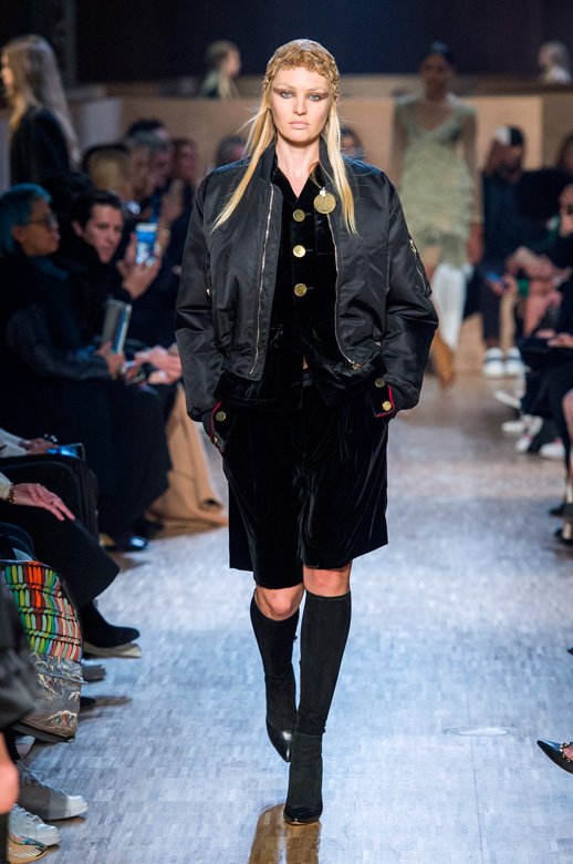 Givenchy Fall/Winter 2016-2017<br />
 