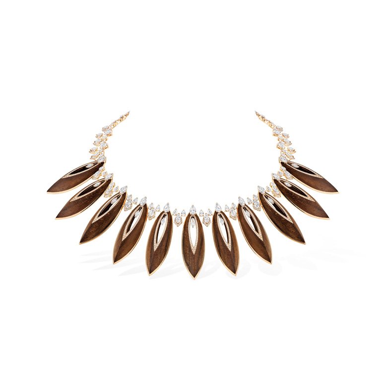 <strong>Messika Paris</strong> Black Hawk high jewelry necklace<br />
 