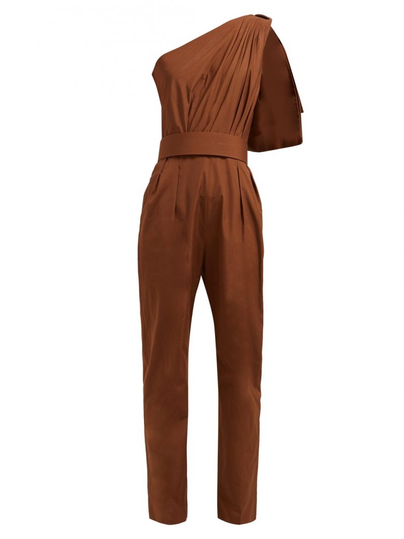 <strong>أوسكار دي لا رينتا</strong>&nbsp;مجموعة فساتين الزفاف لربيع عام 2021<br />
&nbsp;