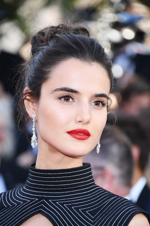 <strong>Blanca Padilla</strong> looks glamorous in <strong>Bvlgari</strong> jewels<br />
 
