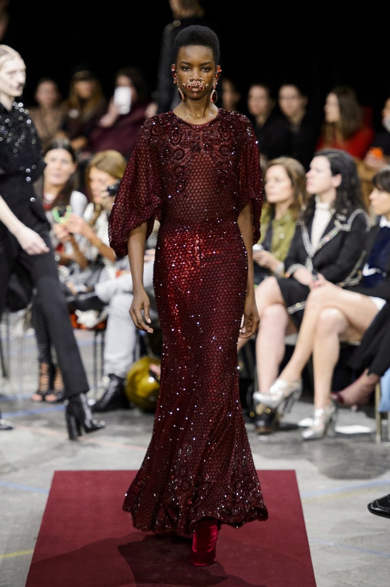 <strong>باكو رابان،</strong> عطر Invictus Intense<br />
&nbsp;