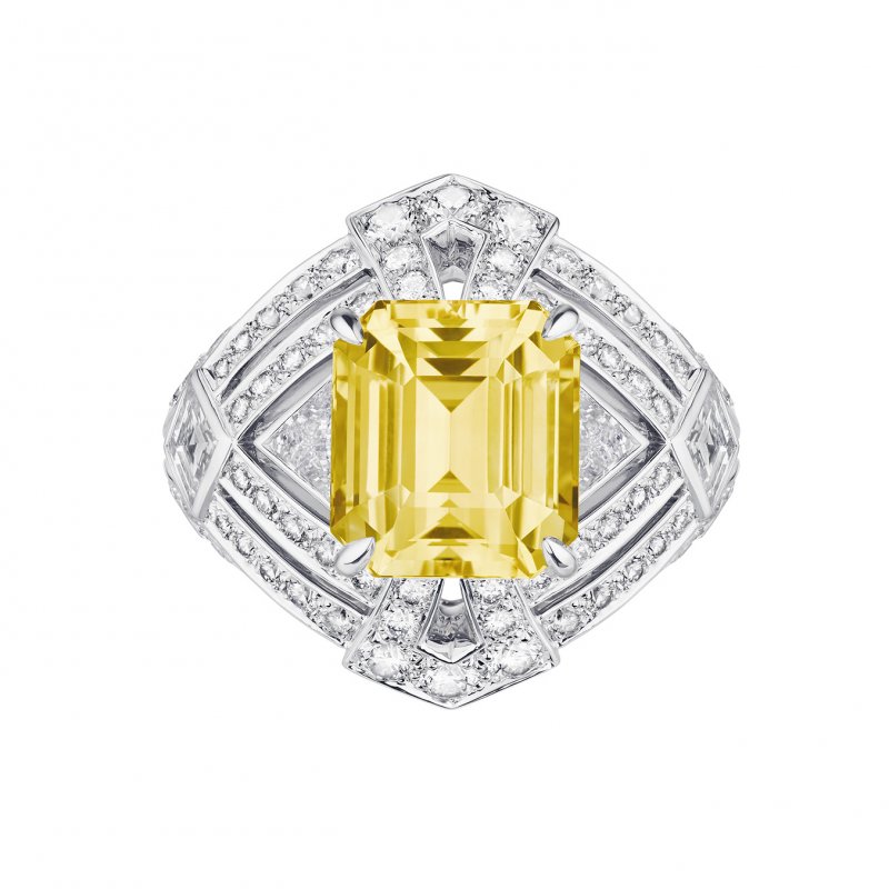 <strong>Louis Vuitton</strong>, Conquêtes - Regalia high jewelry collection ring<br />
 