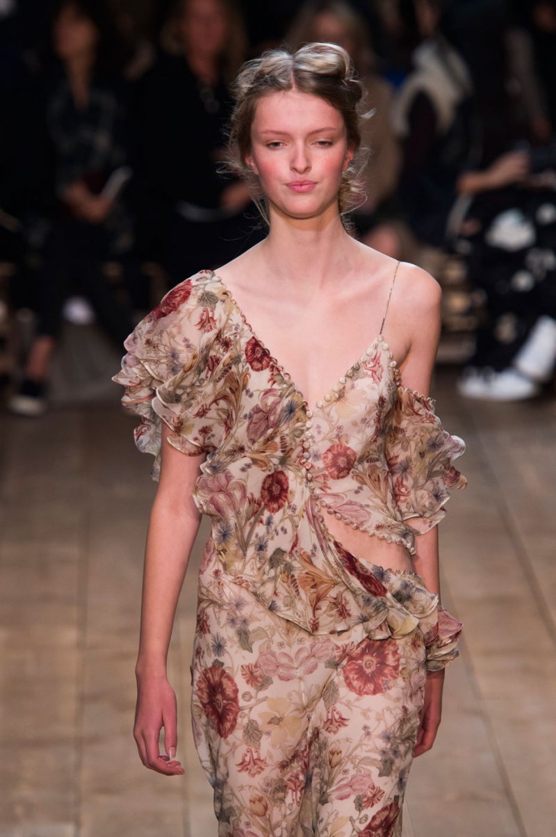 جيامباتيستا فالي<br />
&nbsp;