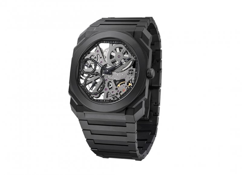 Octo Finissimo Skeleton Ceramic watch<br />
 