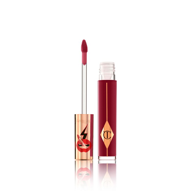 <strong>Charlotte</strong> <strong>Tilbury</strong>, Rebel in <em>Vixen</em><br />