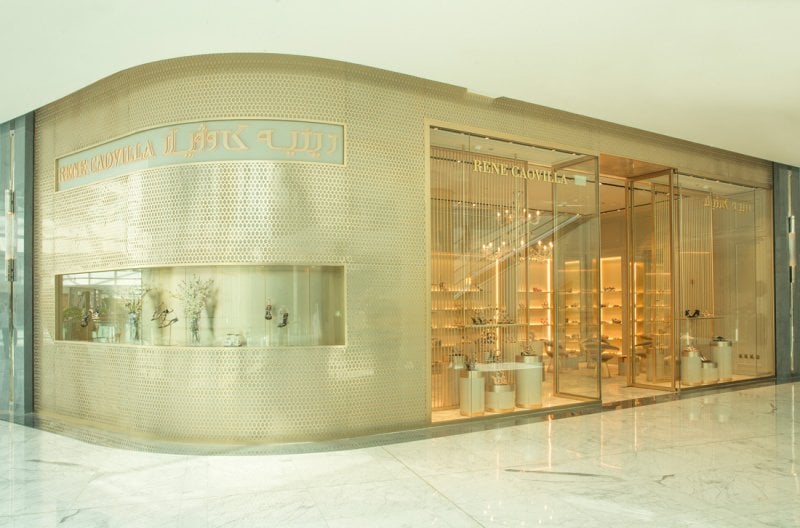 فالنتينو<br />
<em>من موقع </em><em><span dir=LTR>Mytheresa.com</span></em><br />
&nbsp;