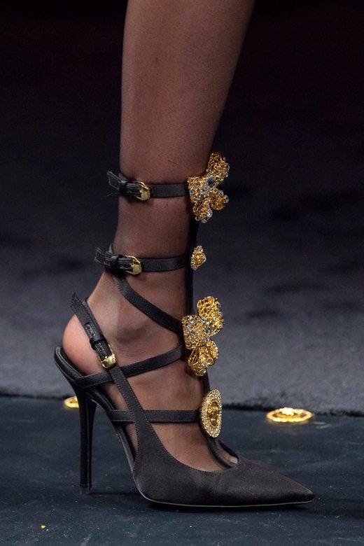 Versace<br />
&nbsp;