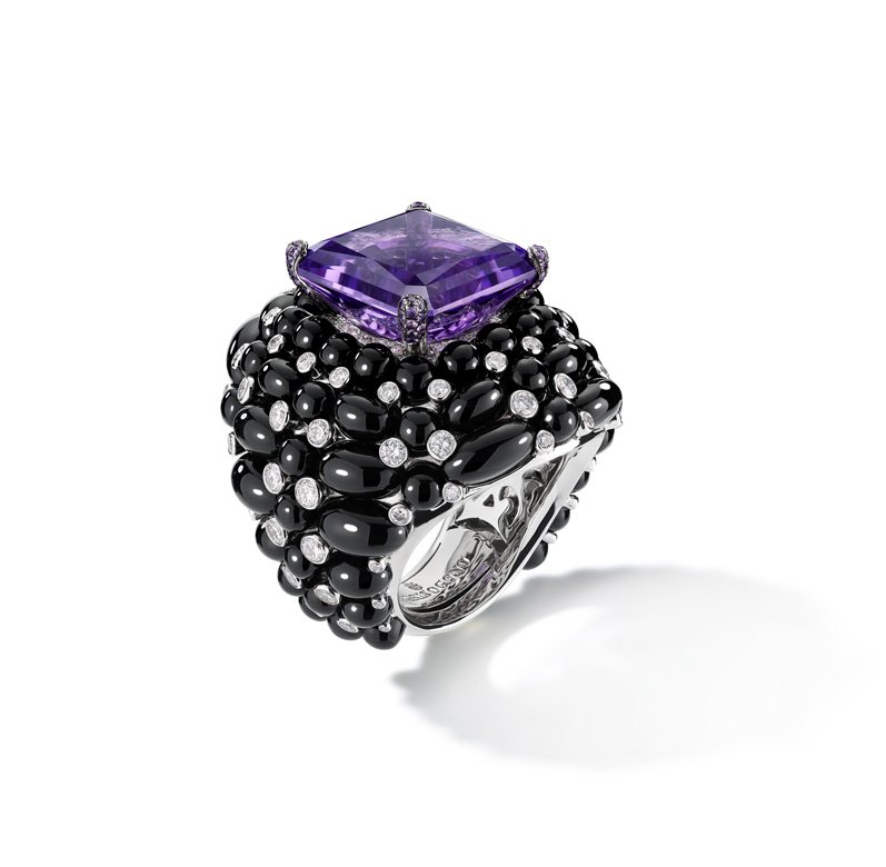 <strong>de Grisogono</strong>, The Art of Technicolor high jewelry collection ring<br />
 