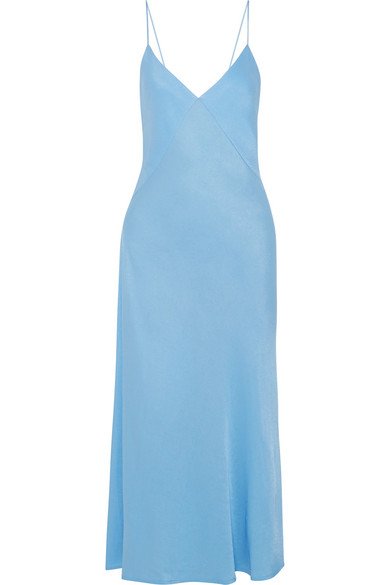 فندي<br />
<em>من موقع</em> <em><span dir=LTR>Net-A-Porter</span></em>