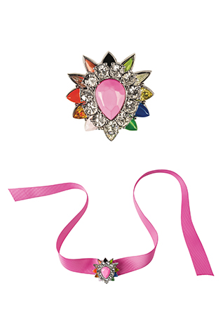 أمبر هيرد تحطّ في مطار أستراليا مع زوجها جوني ديب مرتديةً شباشب Belaya من <strong>تامبرلي لندن</strong>.