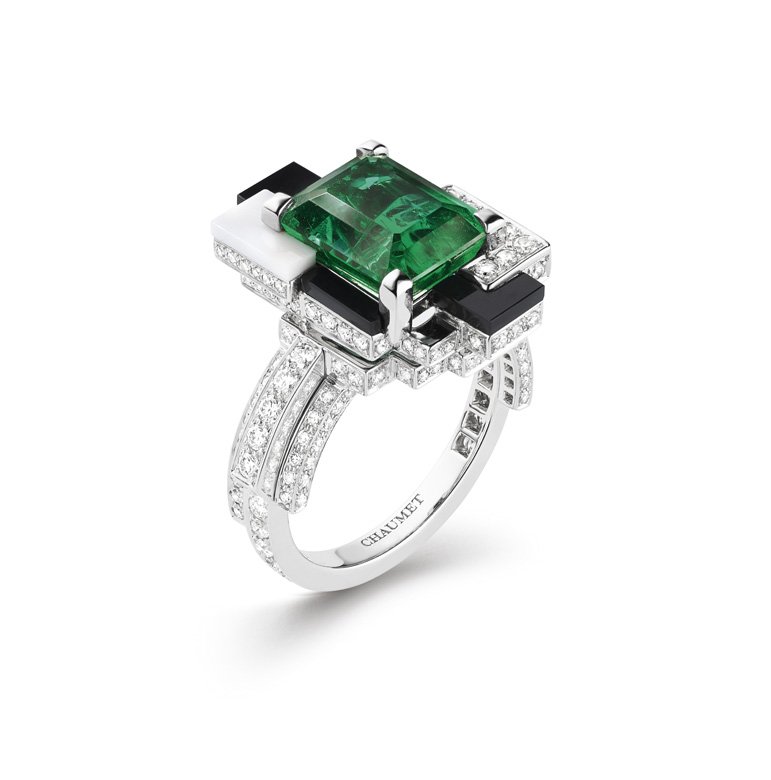 Perspectives de Chaumet high jewelry collection, Labyrinthe ring<br />
 