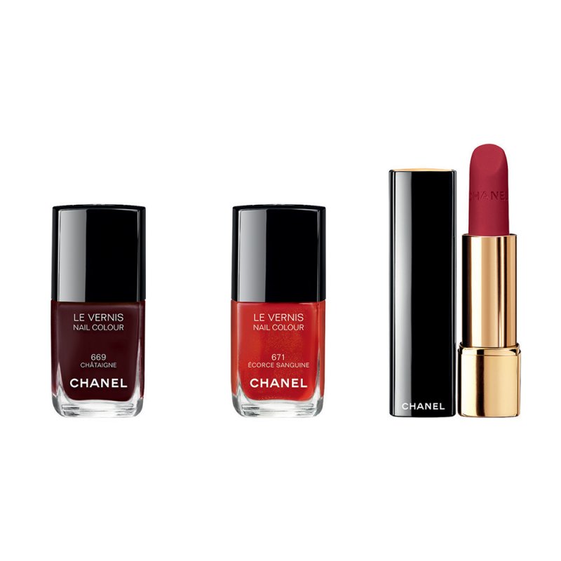 تتوفّر لوحة <strong>5 Couleurs Skyline</strong> المحدودة الإصدار بتشكيلتيْن من الألوان &ndash; ألا وهي <em>506 Parisian Sky</em> و <em>806 Capital of Light</em> &ndash; تتراوح كلّ منهما بين الألوان الجريئة والقويّة والألوان الطّبيعيّة.<br />
&nbsp;