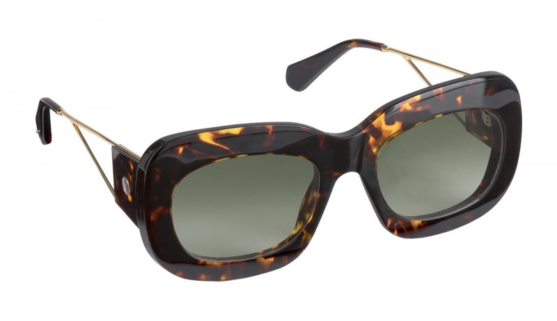 Louis Vuitton<br />