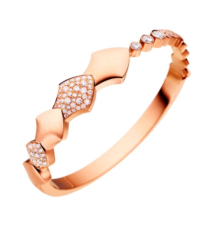 <strong>Akillis</strong>, Python bracelet<br />
 
