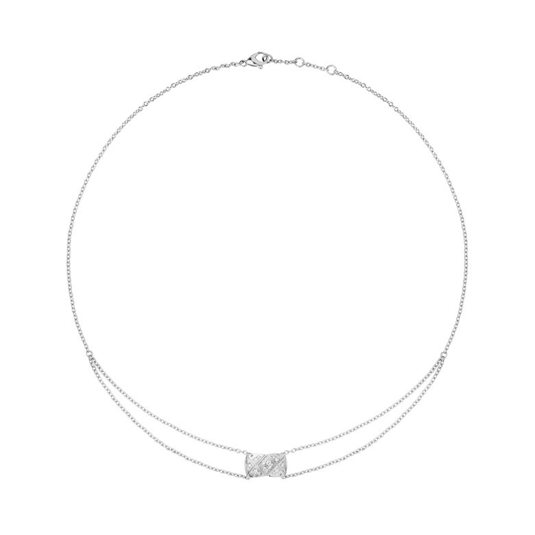 <strong>CHANEL</strong>, Coco Crush pendant<br />
 