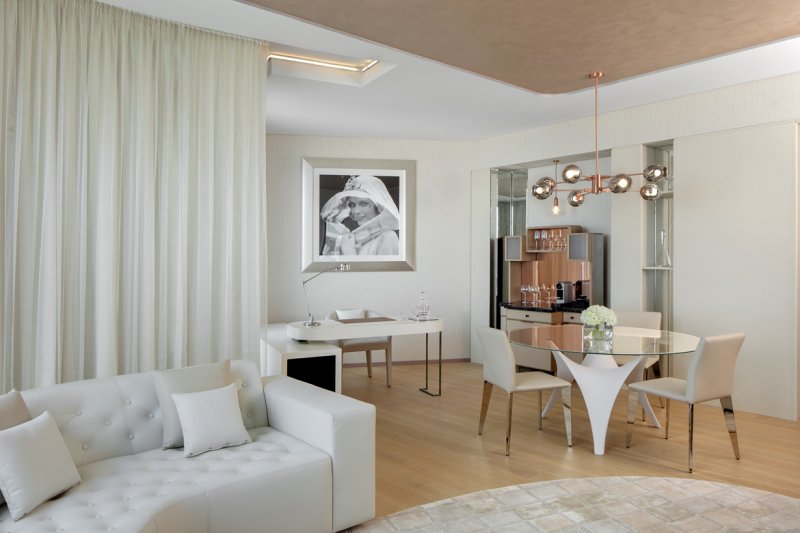 Charleston suite living room<br />