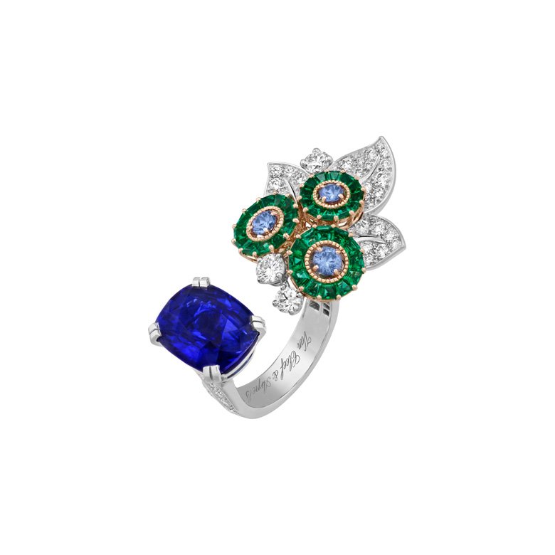 <strong>Van Cleef & Arpels</strong>, Romeo & Juliet high jewelry collection, Flora ring<br />
 