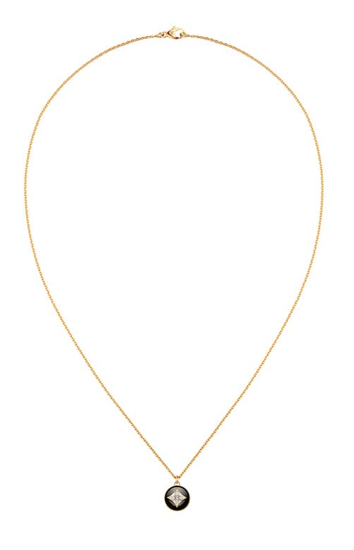 B Blossom pendant<br />
 