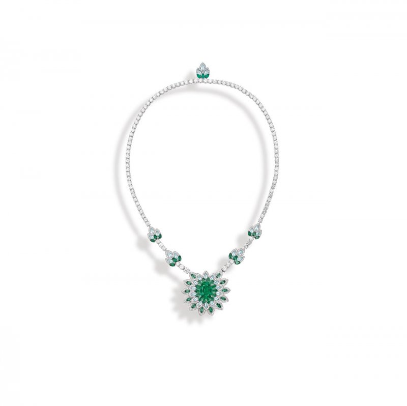 <strong>Piaget</strong>, Golden Oasis high jewelry collection, Titanota necklace<br />
 