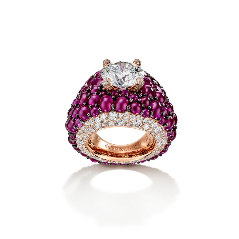 <strong>de Grisogono</strong>, The Art of Technicolor high jewelry collection ring<br />
 