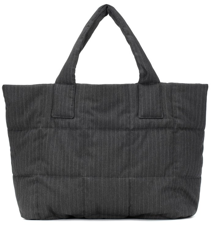 <p><span style=color:black>Dries Van Noten</span><br /> <em><span style=color:#7F7F7F>Via Mytheresa.com</span></em></p>
