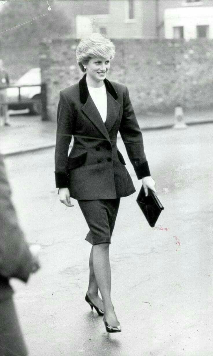 إيرمانو سيرفينو<br />
&nbsp;