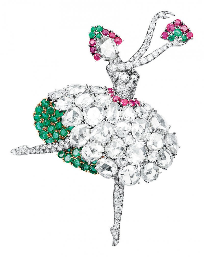 Van Cleef & Arpels Spreads Its Wings in Kyoto
