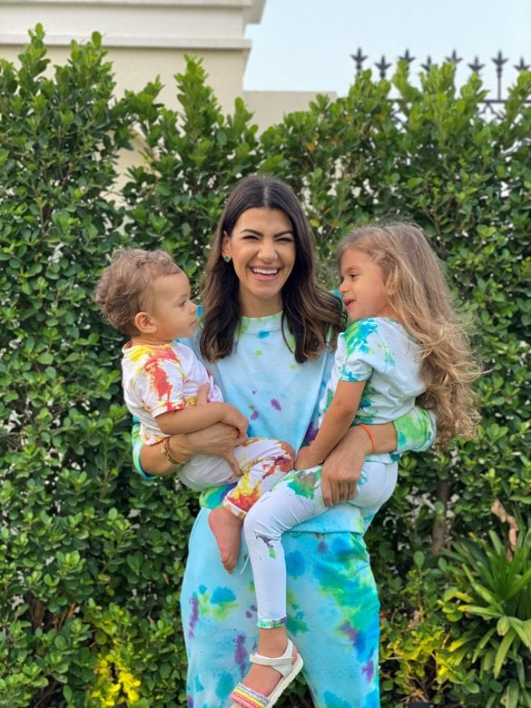 <p>Cook, mother, and stylist, you just name it! You guessed it: we’re talking about <strong>Dina Zahran</strong>! With her love for colors, she definitely manages to add a ray of sunshine to our lives. And with her two little angels, Haya and Seif, she tries to make the best out of her quarantine which means sharing more lovely moments for us to enjoy.</p>