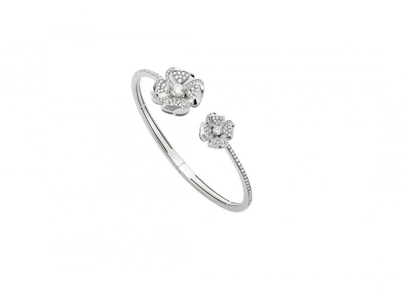 <p>Bvlgari, Fiorever bangle</p>
