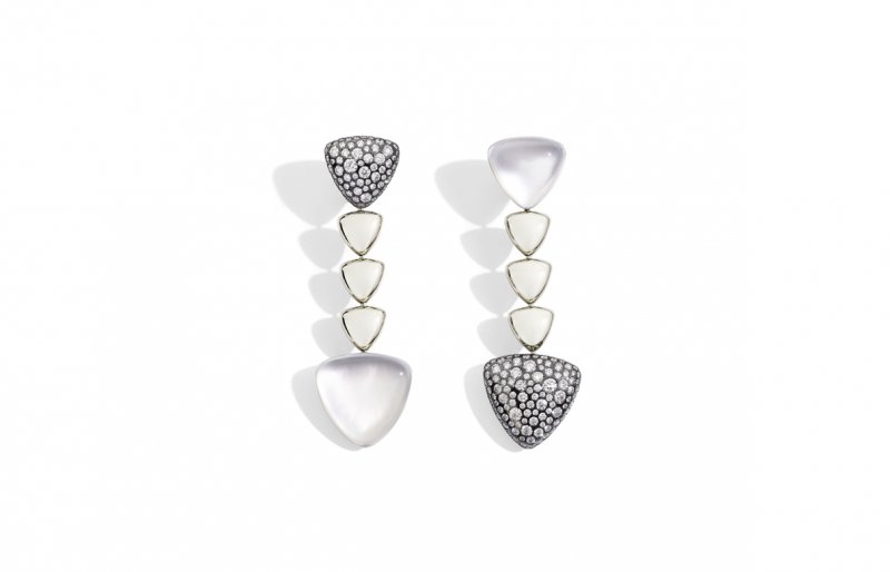 <strong>Vhernier</strong>, Freccia earrings<br />
 
