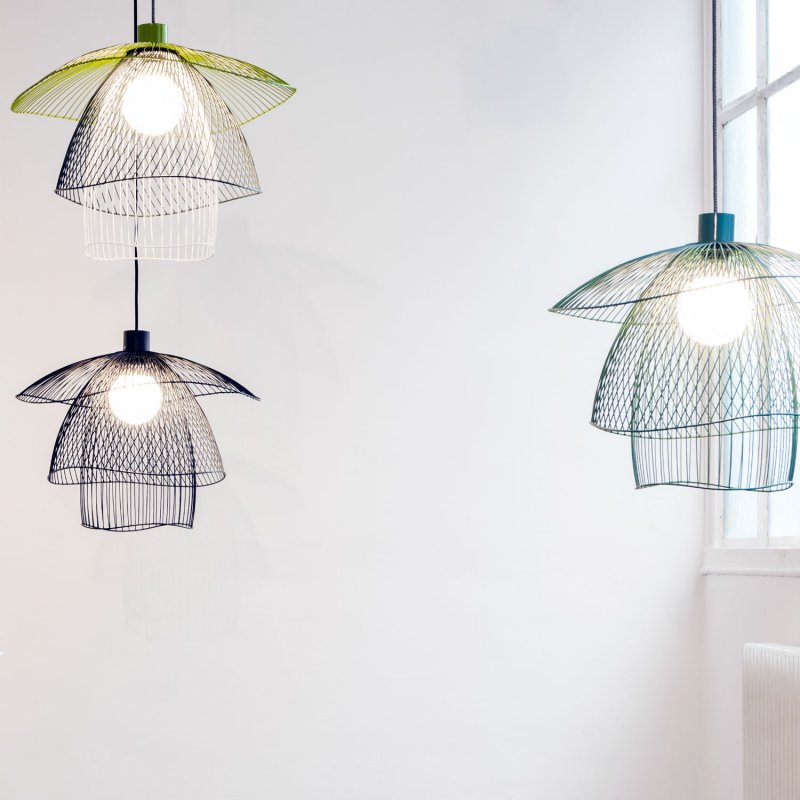 أقراط من ديور