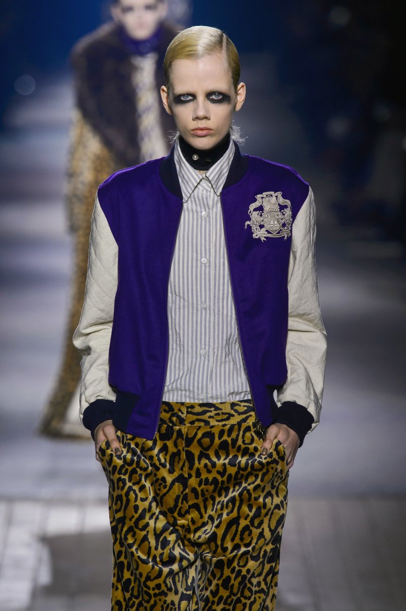 فرساتشي هوم &ndash; سجّادة Barocco Garland<br />
&nbsp;