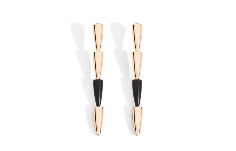 <strong>Vhernier</strong>, Calla earrings<br />