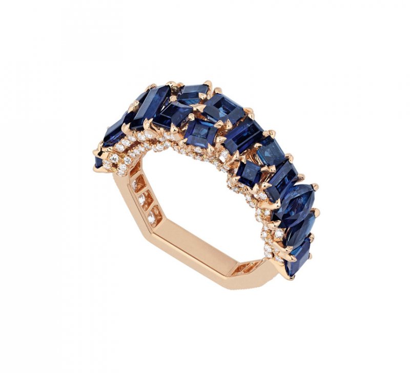 Bleu Denim sapphire ring<br />
 