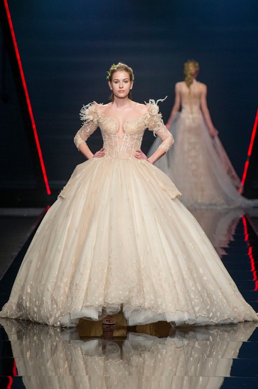 عطر <span dir=LTR>Lucky</span>