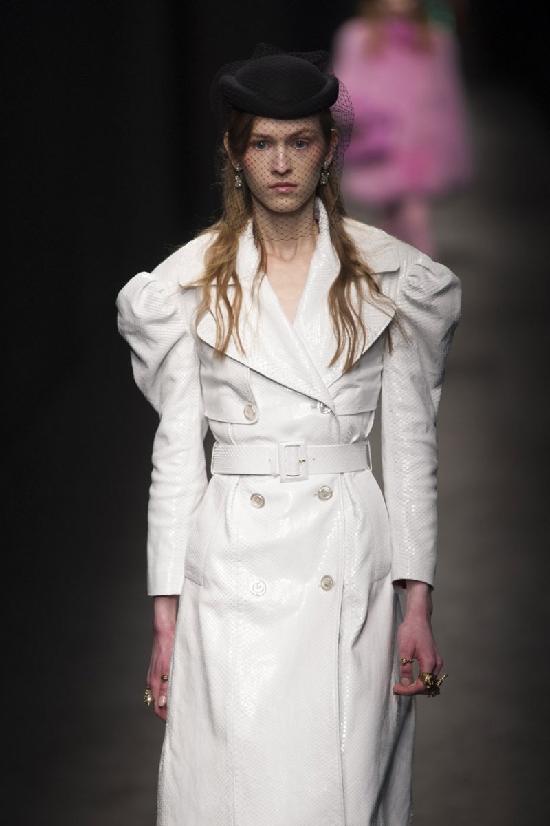 ديبورا ليبمان، مستحضر Gel Lab Pro بلون Wild Thing<br />
<em>من موقع</em> <em>Netaporter.com</em>