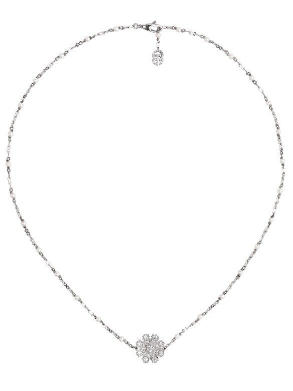 <strong>Gucci</strong>, GG Flora necklace<br />
 