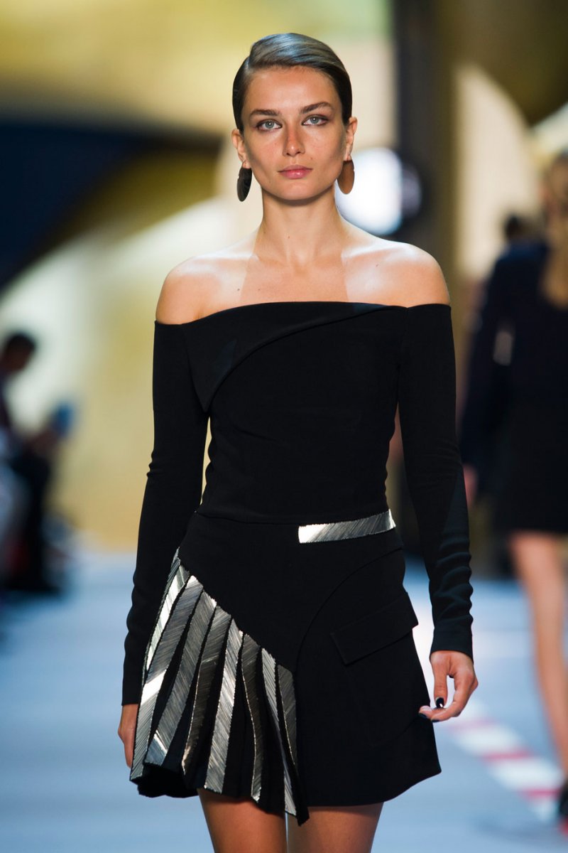 ألكسندر ماكوين<br />
&nbsp;