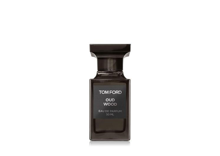 <strong>-إيميلي بيشام </strong>في إطلالة من<strong> شانيل </strong><strong><span dir=LTR>CHANEL</span></strong><br />
&nbsp;