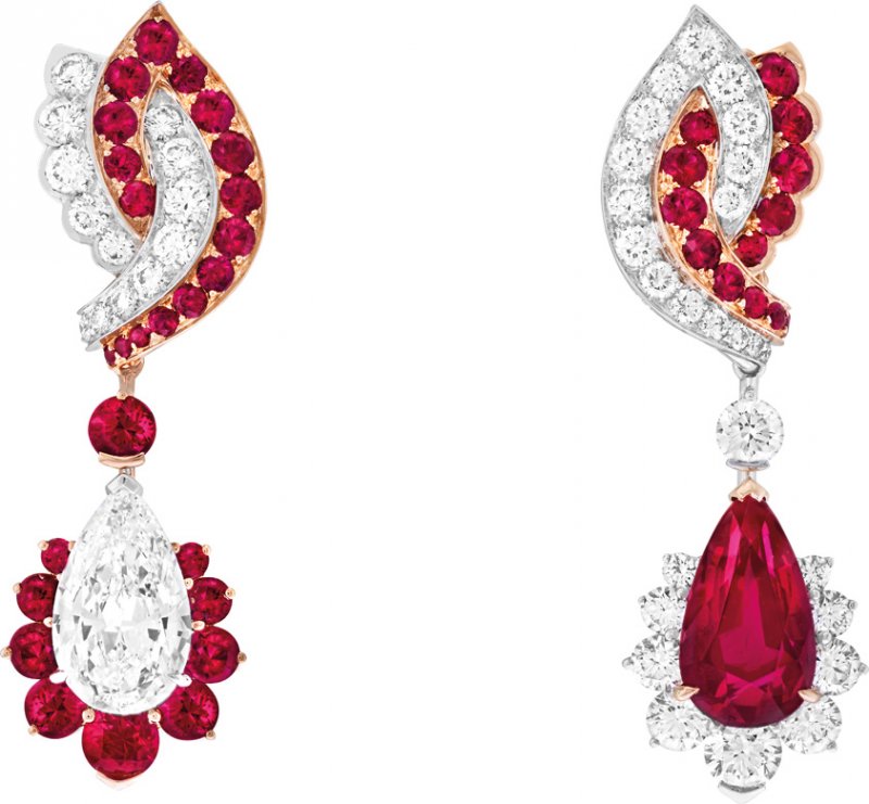 <strong>Van Cleef & Arpels</strong>, Unisson high jewelry earrings<br />
 