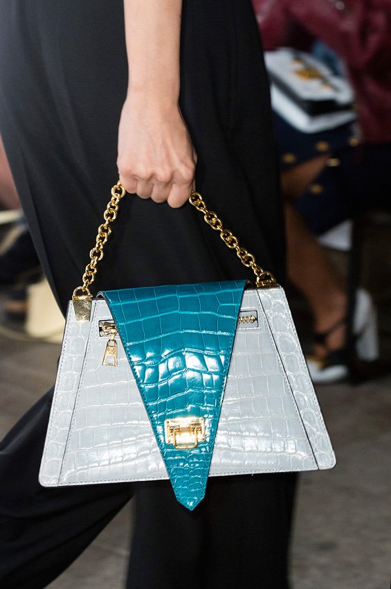 Louis Vuitton<br />
&nbsp;