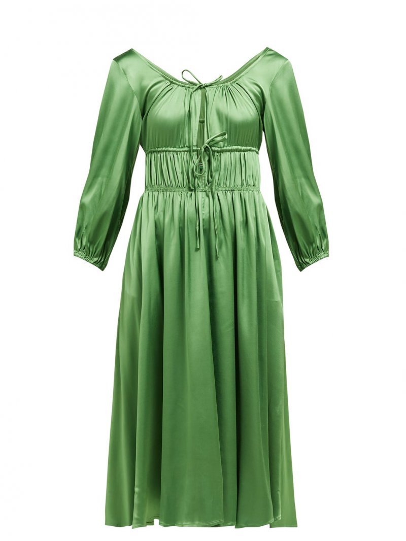 <strong>حقيبة ضخمة ناعمة الانحناءات</strong><br />
تودز