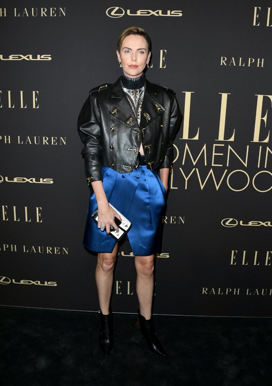 -<strong>Charlize Theron </strong>wearing <strong>Louis Vuitton</strong><br />