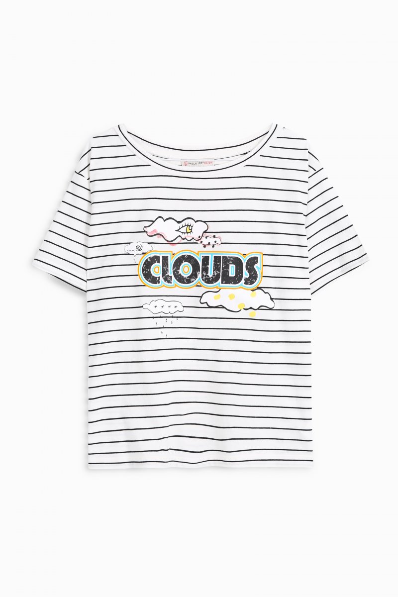 <strong>-هايلي بالدوين</strong> تقف بجانب حبيبها معتمدة فستان من <strong>تومي هيلفيغر</strong><br />
&nbsp;