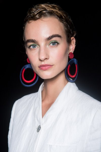 Get the Beauty Look from Armani&rsquo;s Dubai Night
