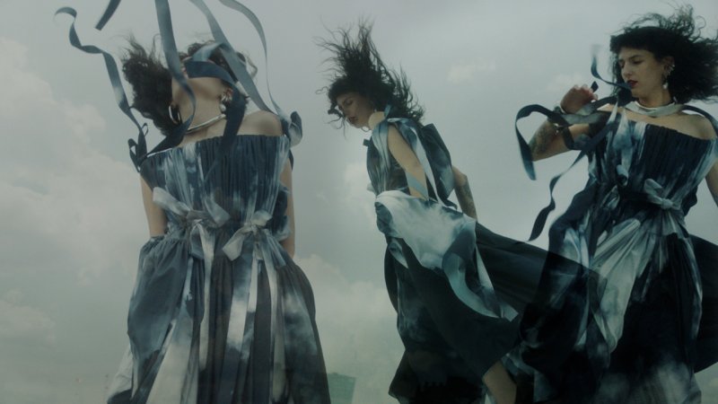 Chasing the Storm, the Alexander McQueen Way
