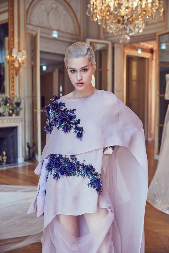 <strong>توم فورد،&nbsp;</strong>عطر&nbsp;<span dir=LTR>Black Orchid</span><br />
&nbsp;