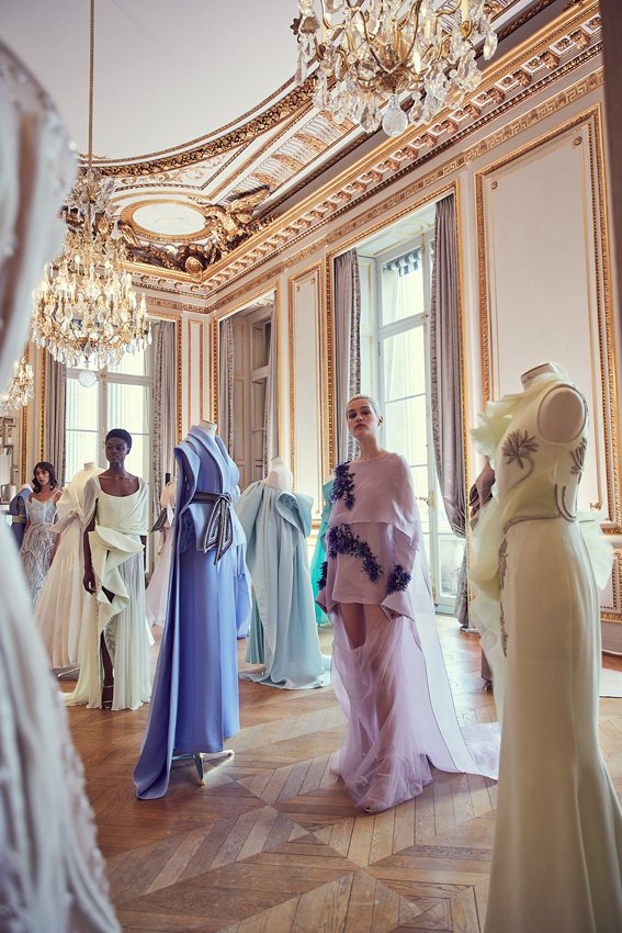 <strong>نارسيسو رودريغيز،&nbsp;</strong>عطر&nbsp;<span dir=LTR>Pure Musc</span><br />
&nbsp;